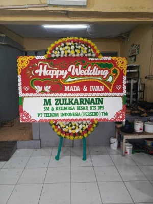 Papan Bunga di Jalan Daan Mogot